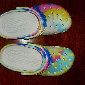 Tye dye crocs size 3